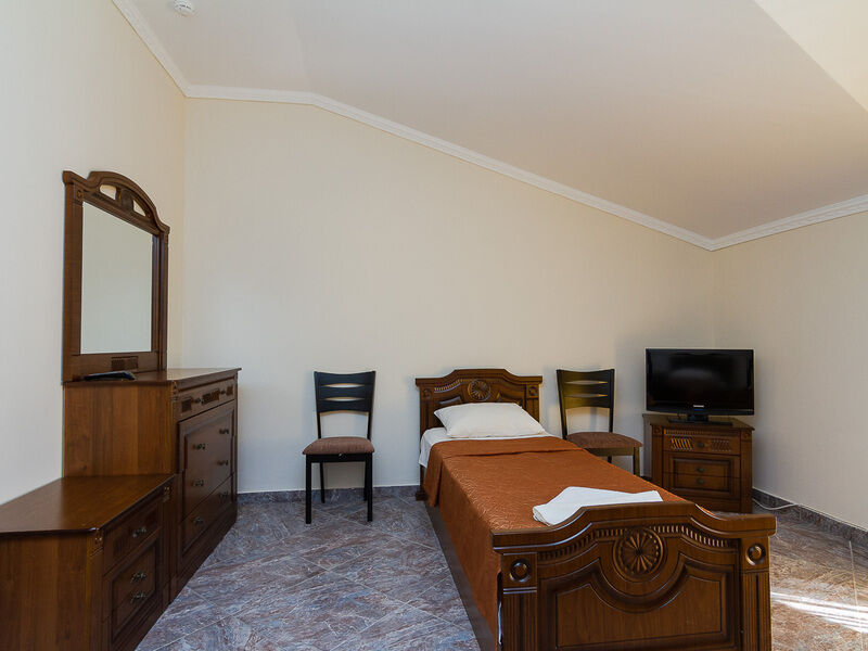 Стандартный 4-месный