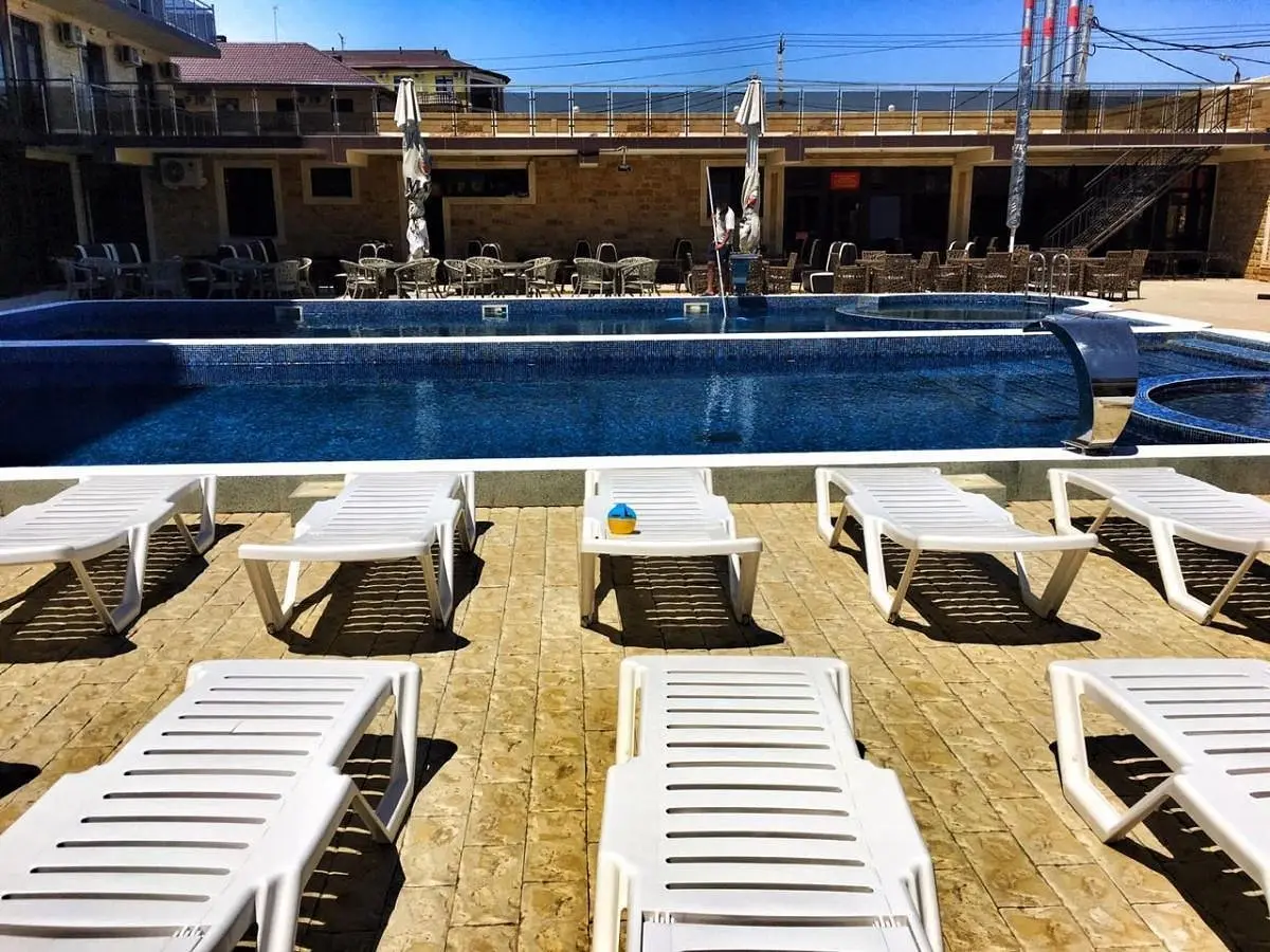 Бассейн | MAG Hotel, Краснодарский край