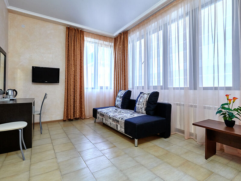 Стандарт 4-местный 1-комнатный с балконом