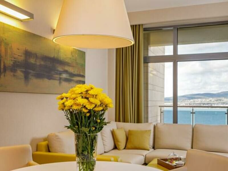 Люкс 2-местный 2-комнатный с видом на море