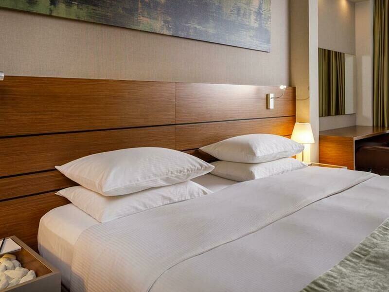 Люкс семейный 2-местный 3-комнатный