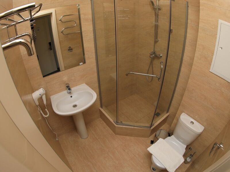 Стандарт 2-местный номер с частичным видом на море