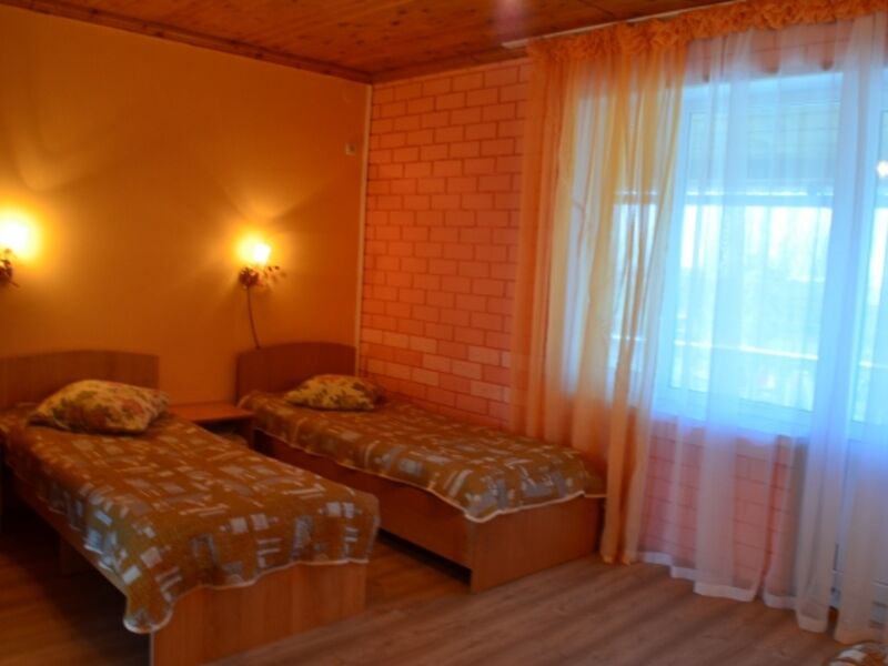 Стандартный 4-местный (главный корпус без балкона)