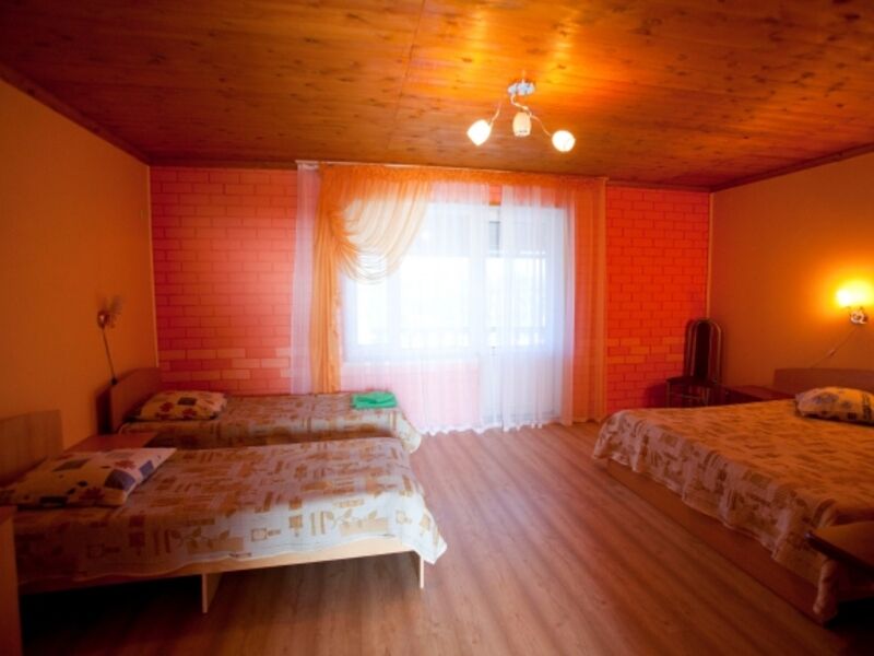 Стандартный 4-местный (главный корпус без балкона)