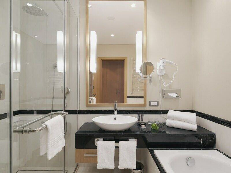 Супериор 2-местный (вид на двор) КИНГ