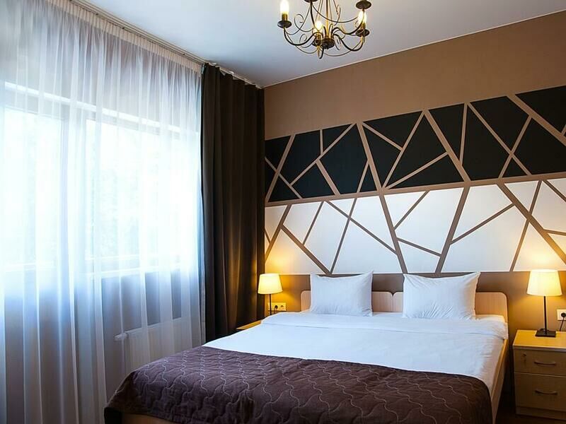 Семейный 4-местный 2-комнатный цокольный этаж