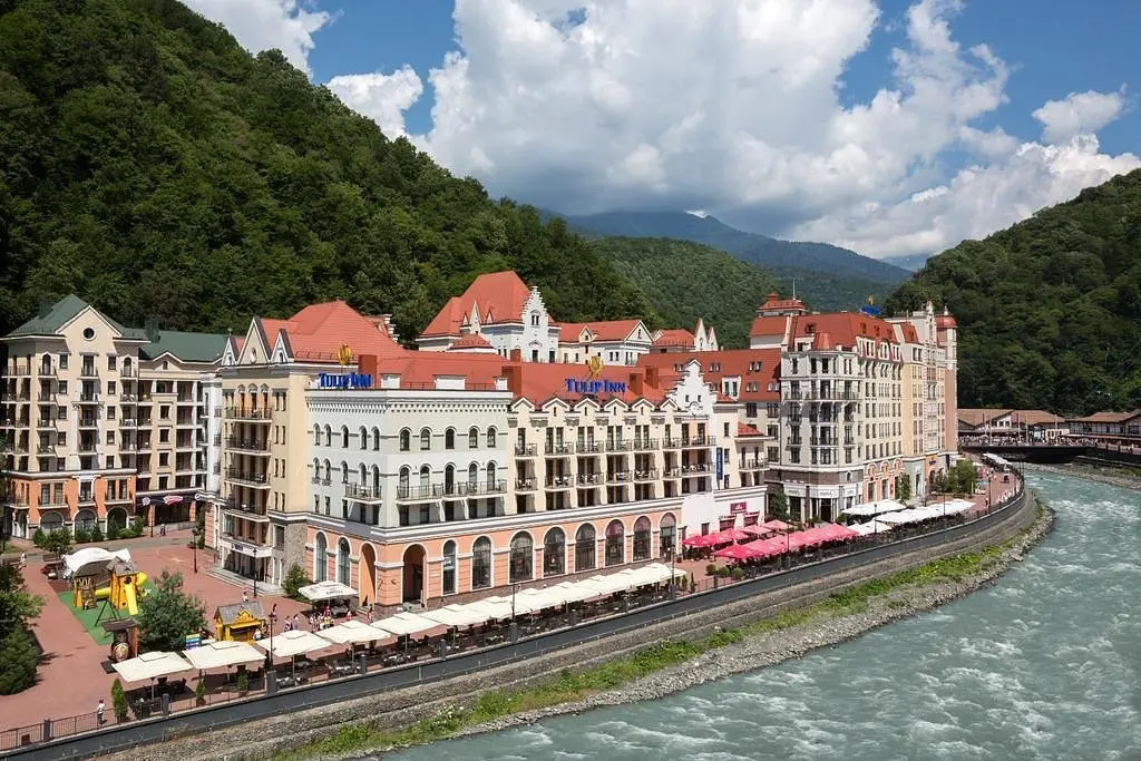 Отель Tulip Inn Rosa Khutor, Эстосадок, Краснодарский край