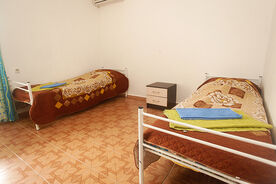Стандарт 4-местный 2-комнатный корпус 4, Отель Дубравушка, Криница