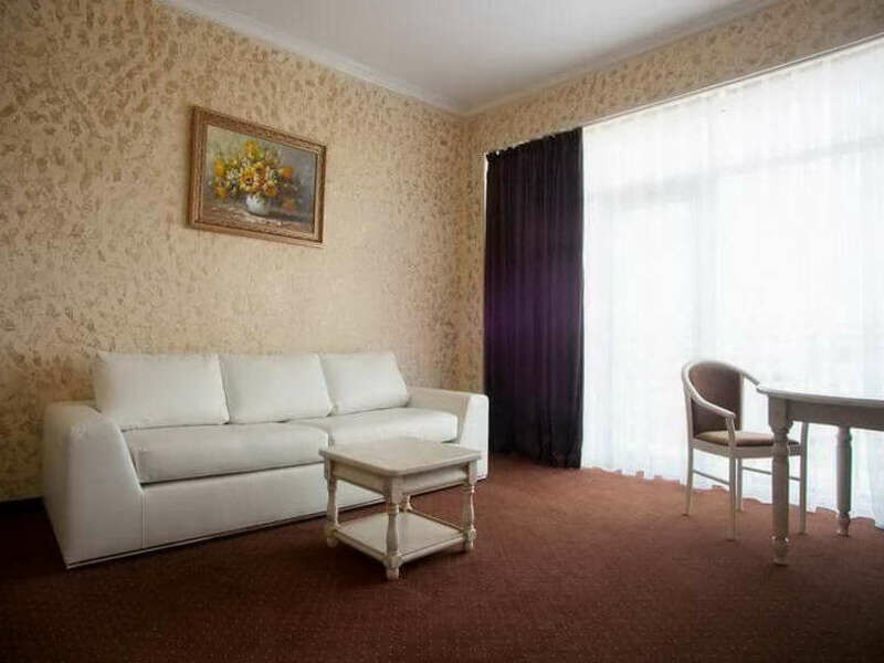 люкс-фемили-основной-корпус-5