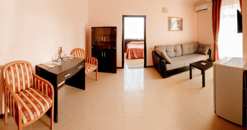 AW3I7258-Panorama-1-1024x542