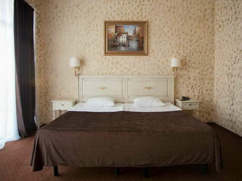 люкс-2-3-комнатный-основной-корпус-6