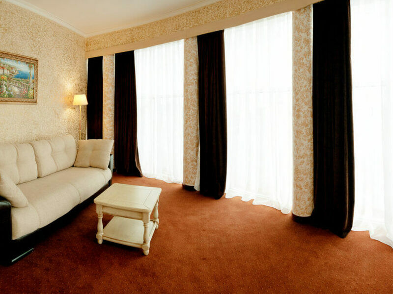 AW3I2402-Panorama-1024x629