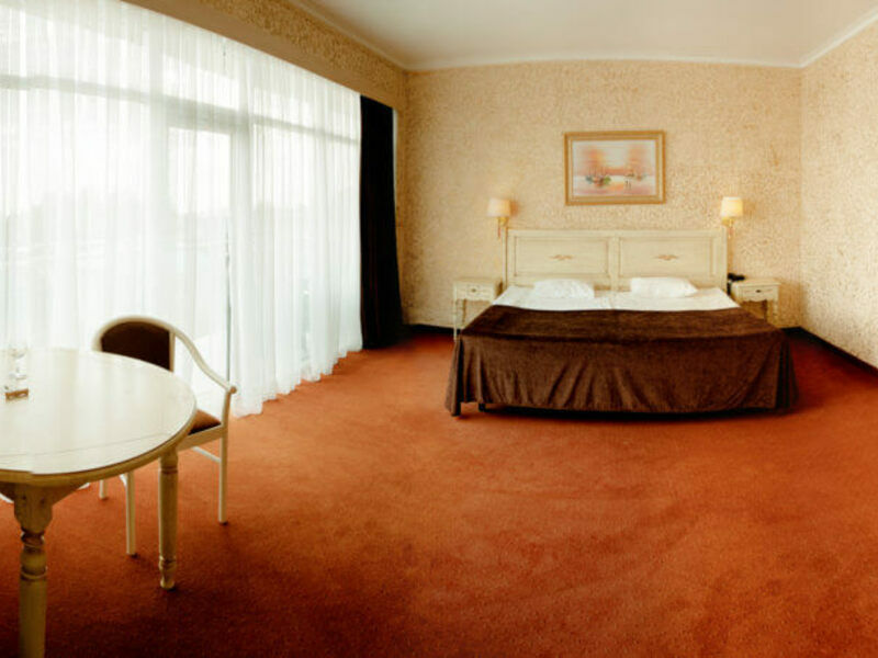 AW3I2410-Panorama-1024x458