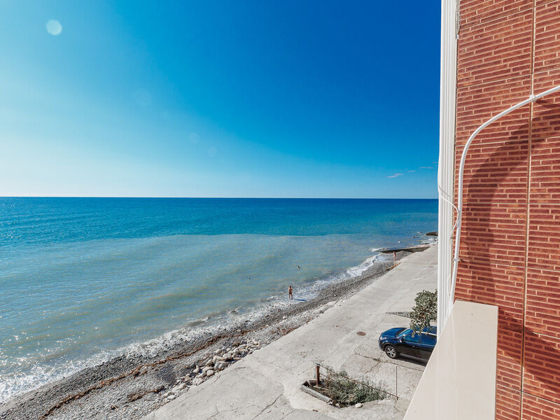 Стандартный 3-местный 1-комнатный (к. Алые паруса, вид на море)