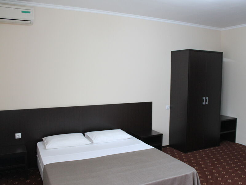 2-местный с балконом совм. кр.