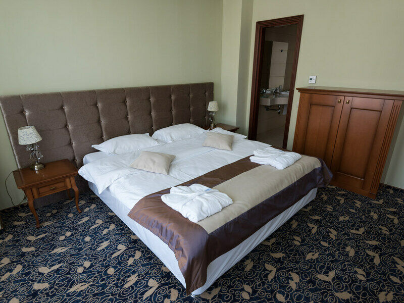 Люкс family 4-местный 3-комнатный