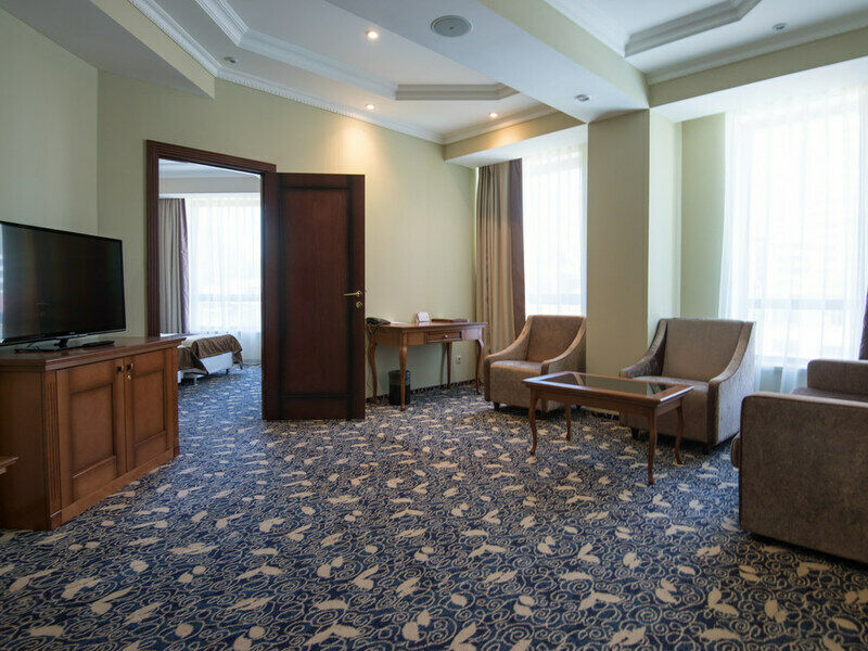 Люкс family 4-местный 3-комнатный