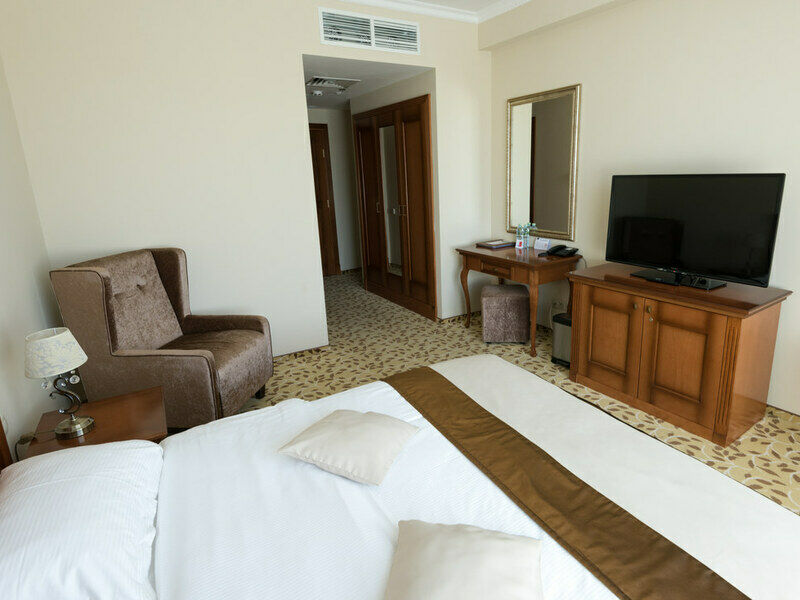 Стандарт 2-местный полулюкс корп. Основной