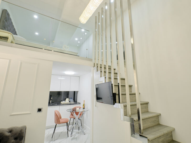 Студио 2-местный 1-комнатный (без окна, с отдельным входом)