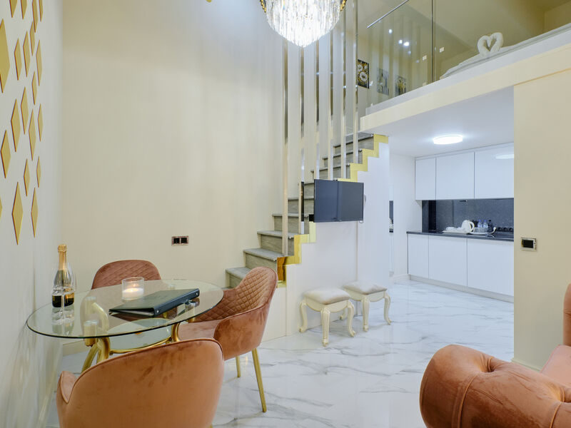 Студио 2-местный 1-комнатный (без окна, с отдельным входом)