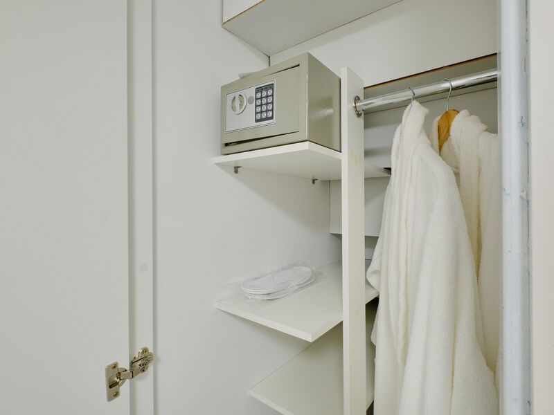 Студио 2-местный 1-комнатный (без окна, с отдельным входом)