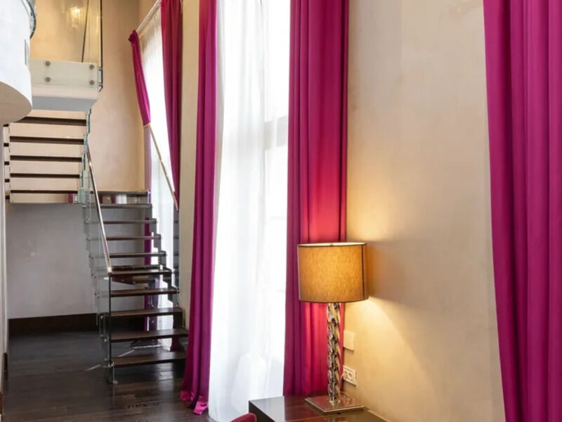 Люкс Гранд 2-местный 2-уровневый (вид на парк)