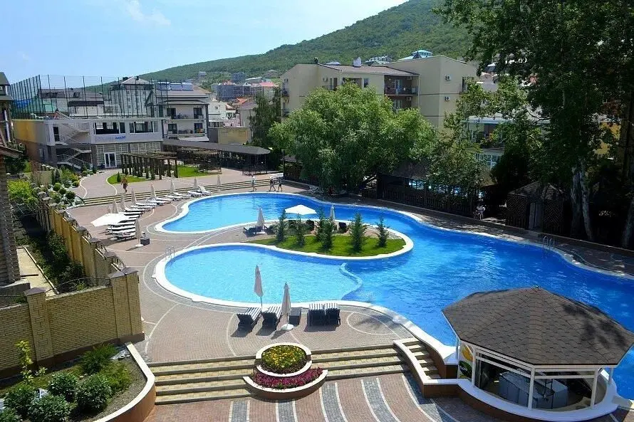 Вид бассейн | HELIOPARK Aqua Resort, Краснодарский край