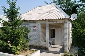 Люкс 2-местный 2-комнатный коттедж, Туристическо-оздоровительный комплекс Привал, Бахчисарай