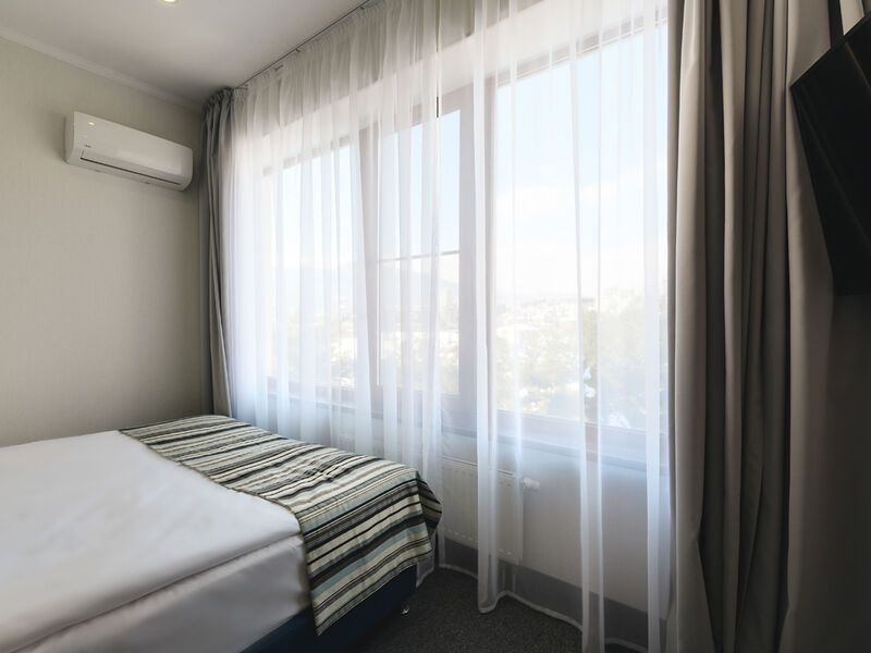 Люкс 2-местный 2-комнатный (отель)