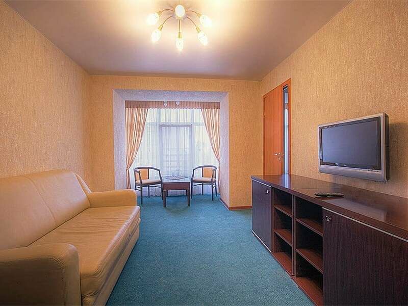 Люкс 2-местный 2-комнатный №1