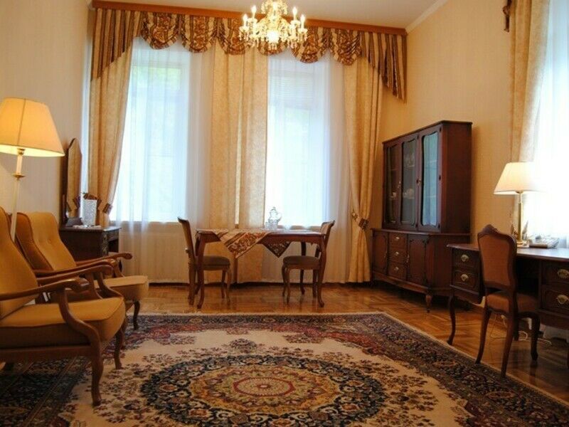 Люкс 2-местный 2-комнатный (корпус 2)