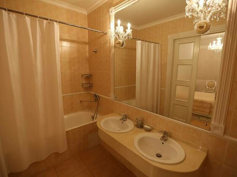 Люкс 2-местный 3-комнатный (1 категория, корпус 2)