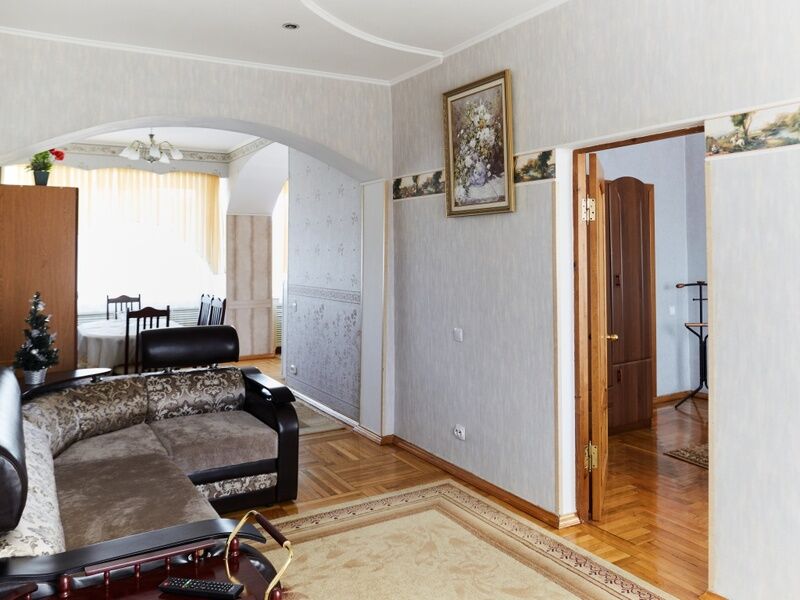 Апартаменты 3-х комнатные