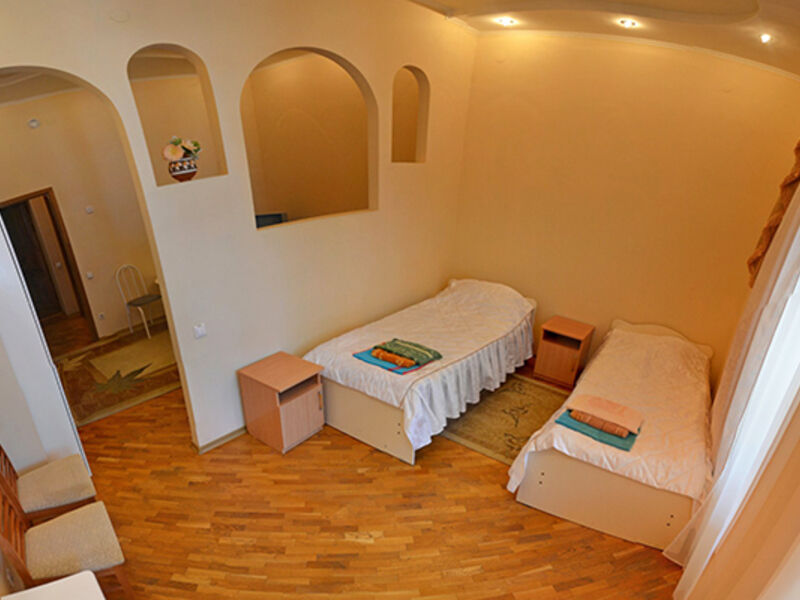 Двухместный