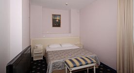 Apartments VIP 2-местные 3 комнатные корпус 3, Санаторий Сосновая роща, Ялта
