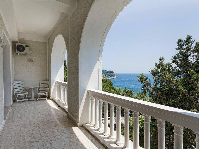 Deluxe 2 2-местный 2-комнатный (корпус 2)