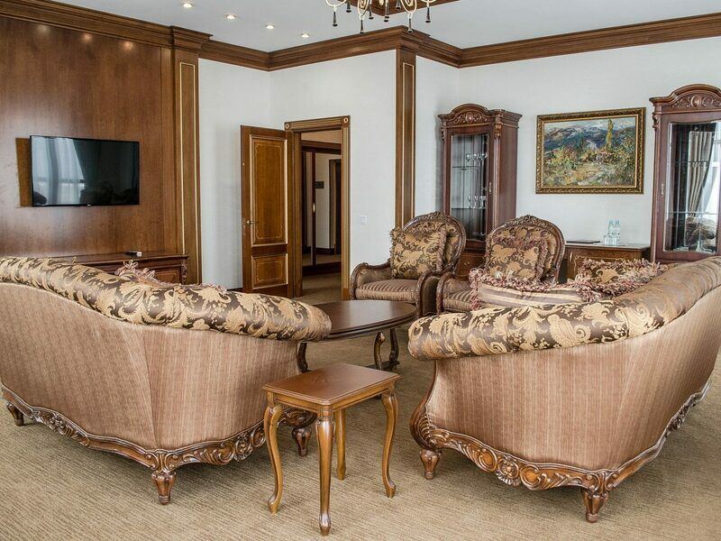 Suite 3 4-местный 3-комнатный (корпус 2)