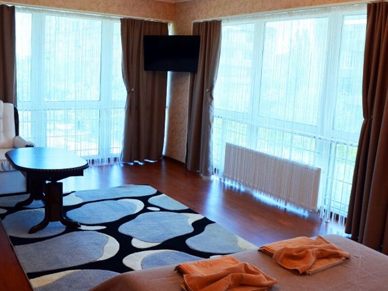 Люкс-студио 2-местный