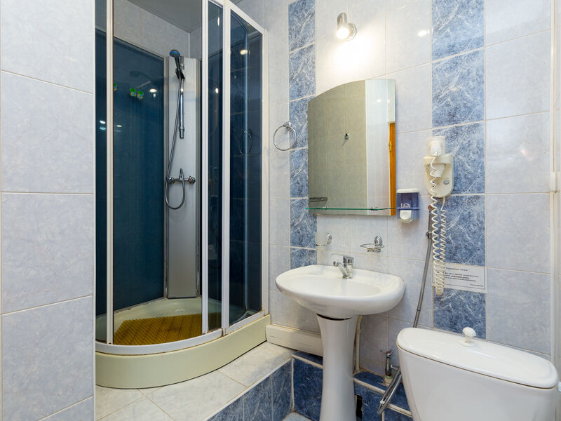 1-местный (1-категории комфорт в корпусе 4; 1к1м1к4К)