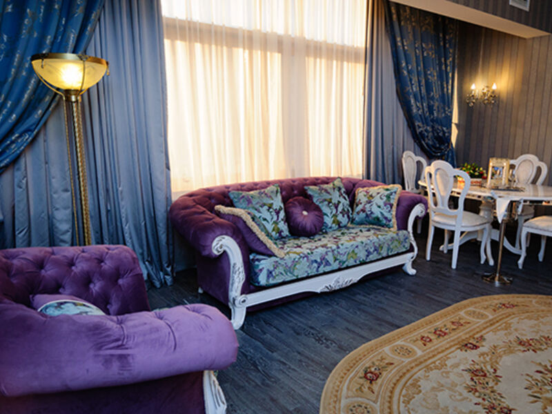 Люкс Серебрянный 3-комнатный 4-местный с кухней, 115 м.кв., 6 этаж