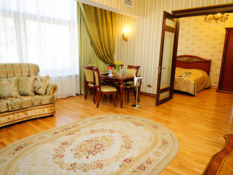 Люкс Синдика 2-комнатный с кухней, 67 м.кв.