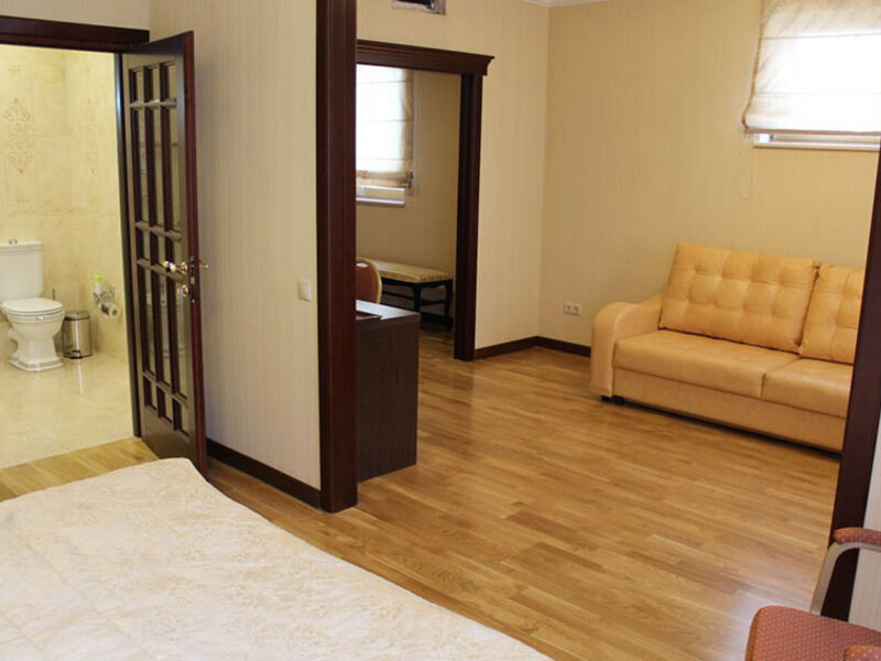 Люкс Сюит 2-местный 2-комнатный