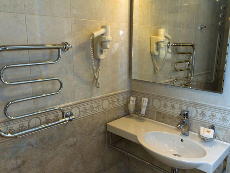 Люкс Сюит 2-местный 2-комнатный