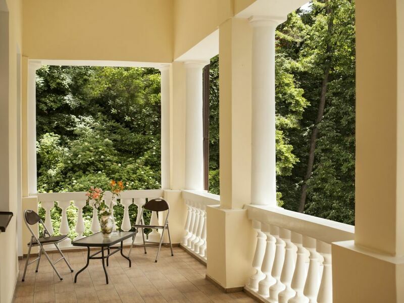 Джуниор сюит 1-комнатная студия с балконом