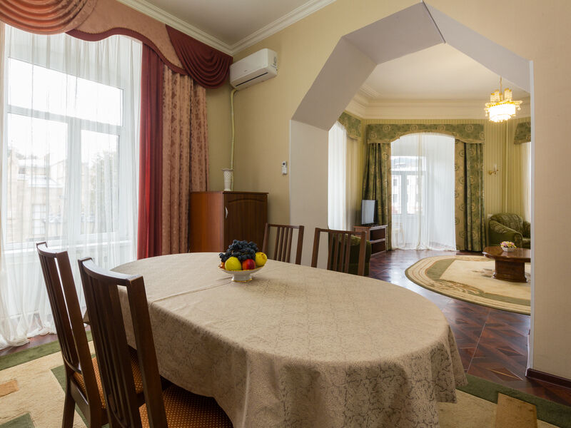 Люкс 2-местный 3-комнатный (корпус 1)