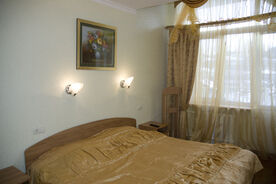 Люкс 2-местный 2-комнатный с балконом корп.2, Санаторий Колос, Кисловодск