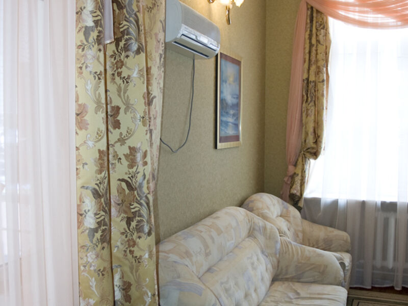 Люкс 2-местный 2-комнатный с балконом корп.2=