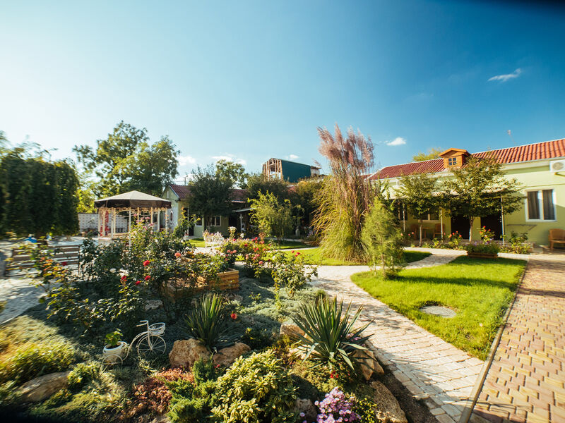 Территория | Федор Шаляпин, Крым