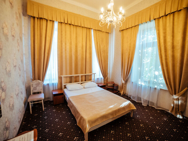 Стандартный 2-местный "Спальня художника"