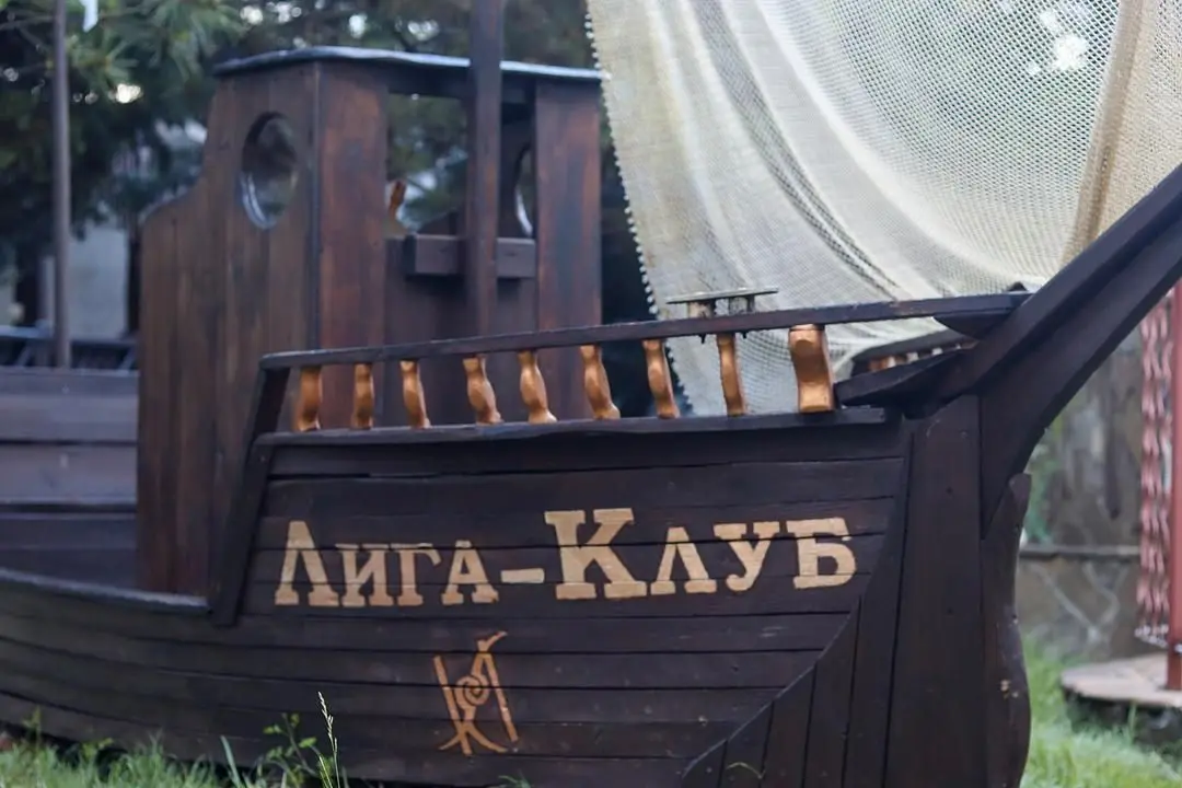 Территория | Лига-Клуб, Крым